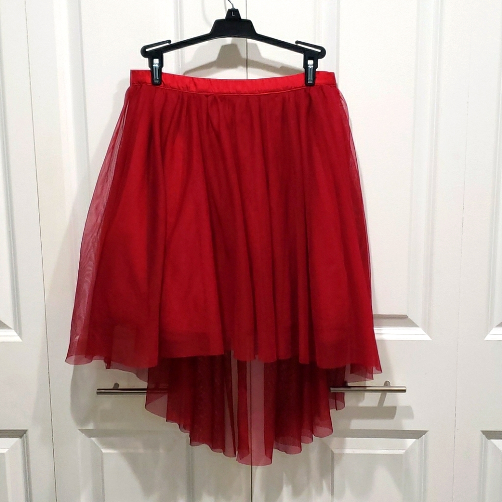 My Michelle layered tool high/ low skirt